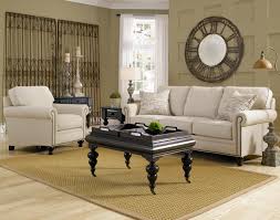 Broyhill Furniture Reviews 2020 - American Founded, American Made!