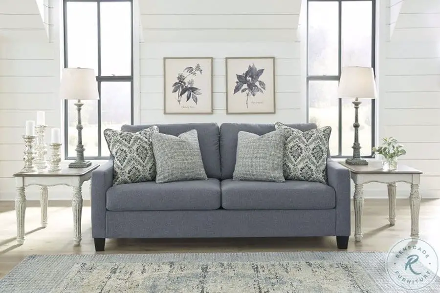 Benchcraft sofa in gray