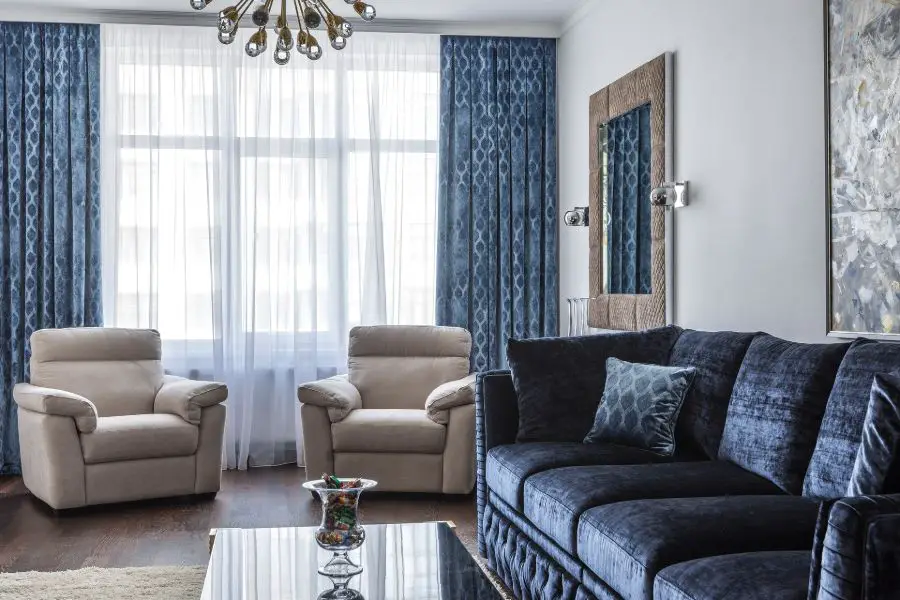 Living room set with white and blue motif