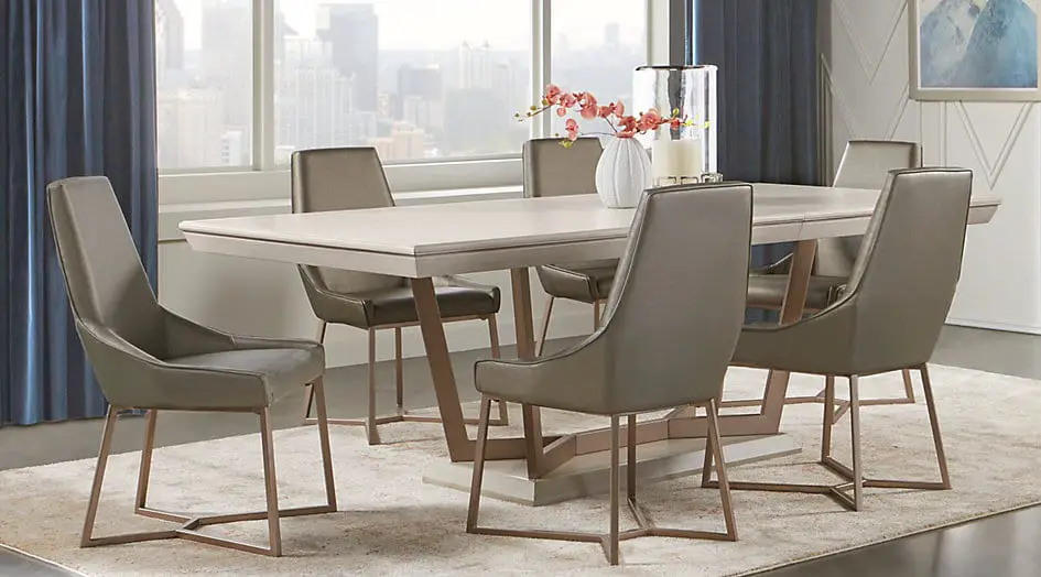 Sofia Vergara dining table set