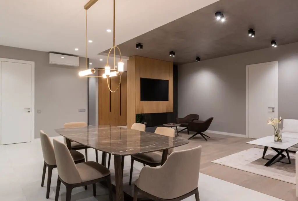 Ceiling lights above dining table